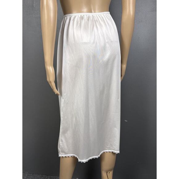 Vintage Warner’s Perfect Measure Half Slip Size Medium White Nylon 55300 - Picture 4 of 6